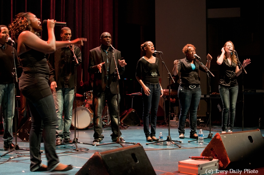 Evry Daily Photo - Telethon Evry 2010 - Concert Evry University Gospel - large - 5244019210.jpg